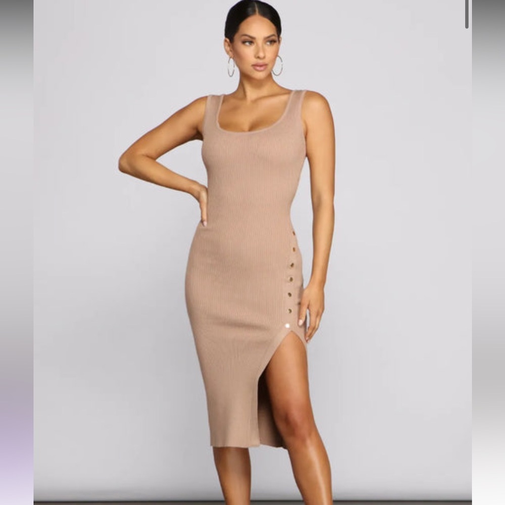 Windsor Ribbed Midi Dress with Gold Button Detail NWT size XS